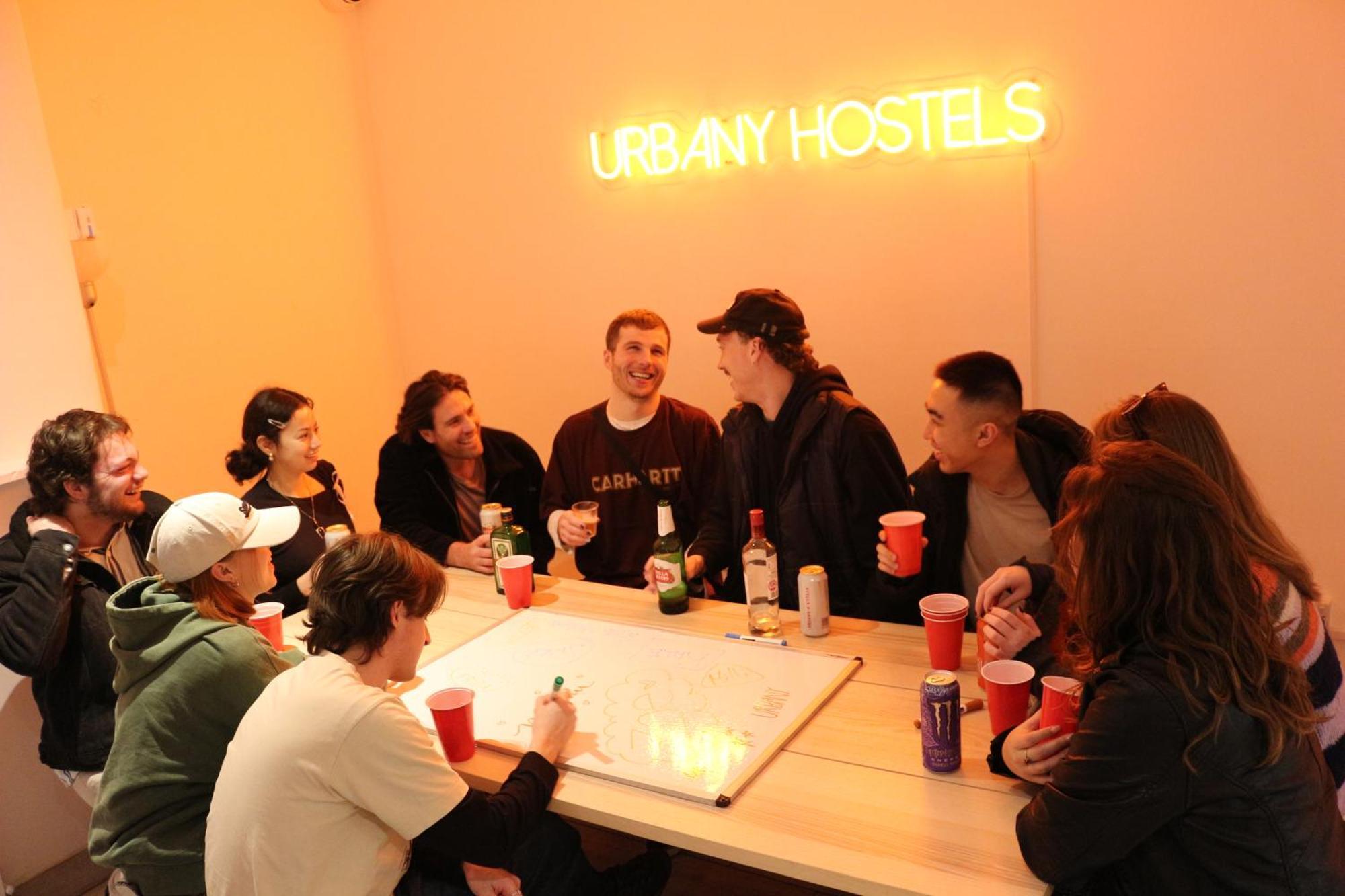 Urbany Hostel London 18-40 Years Old Exterior foto